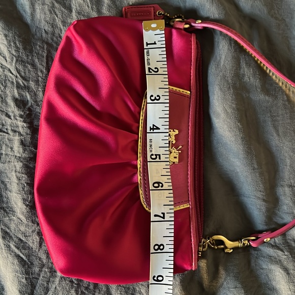 COACH SATIN WRISTLET - Picture 13 of 15